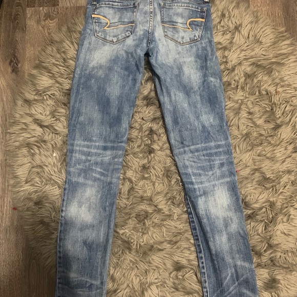 American eagle ripped jeans - Picture 3 of 4